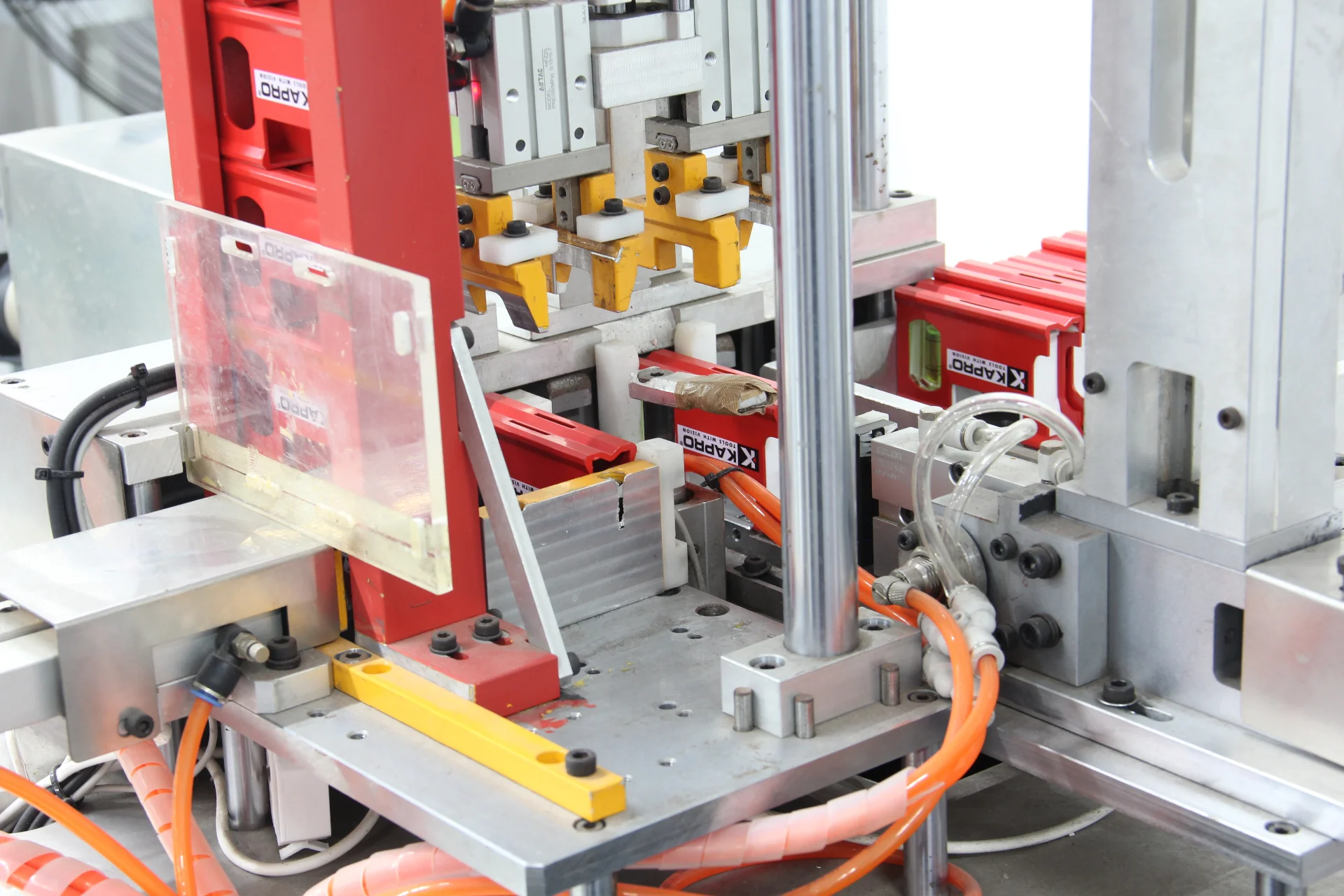 Kayfro Instruments Ltd KAPRO TOOLS: Construction Measuring Instruments & OEM Services
