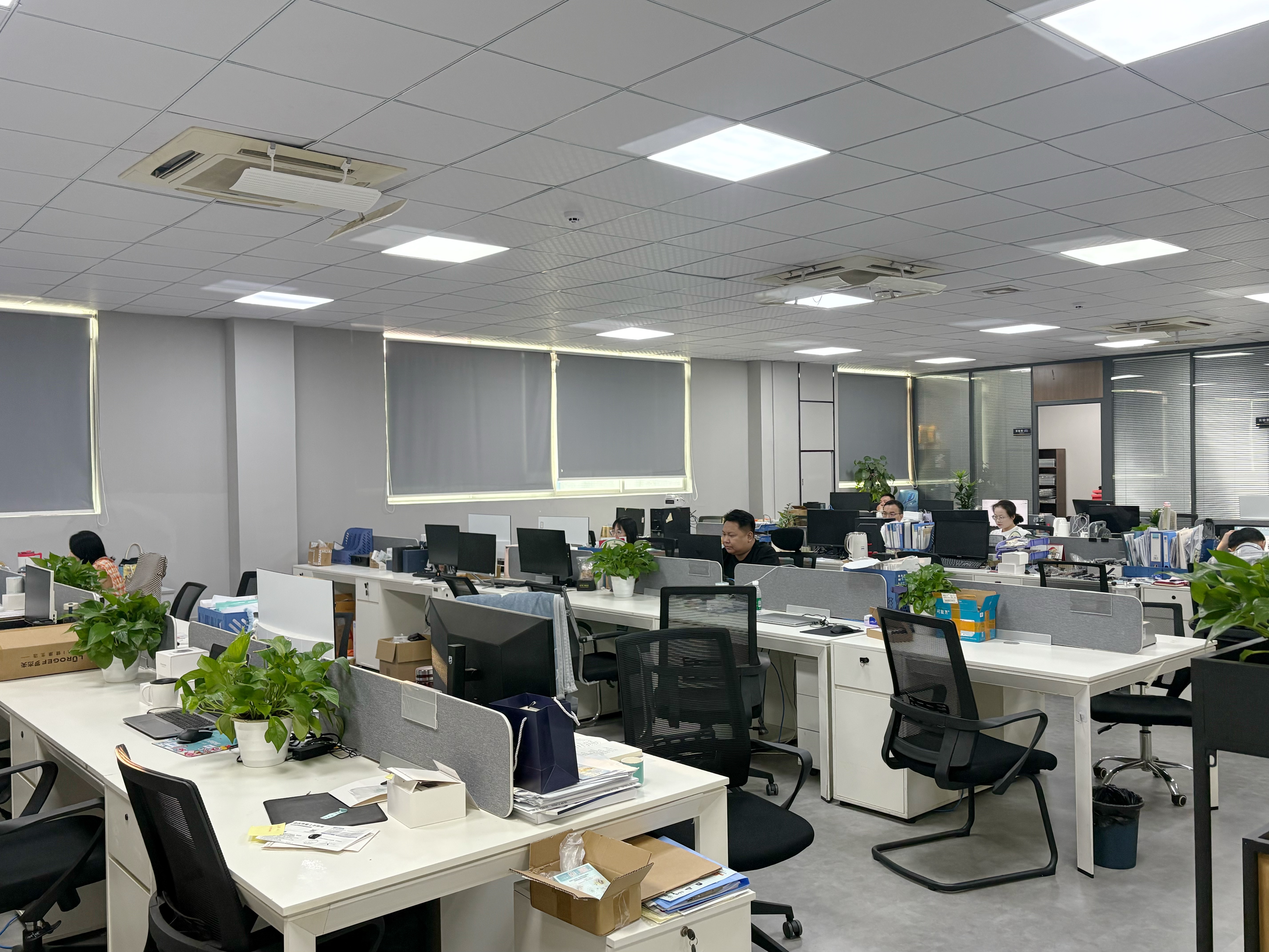 LUROGEF project and operations team in the Shenzhen office