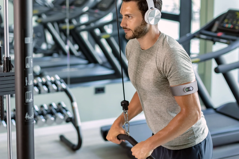 AbsolutSweat: Real-Time Sweat Health Tracker