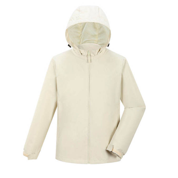 White color option for Recycled polyester hooded outdoor jacket