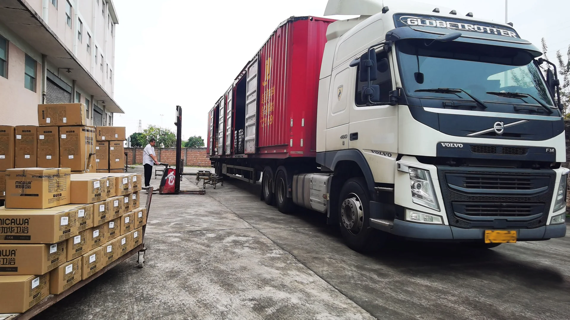 MICAWA container loading