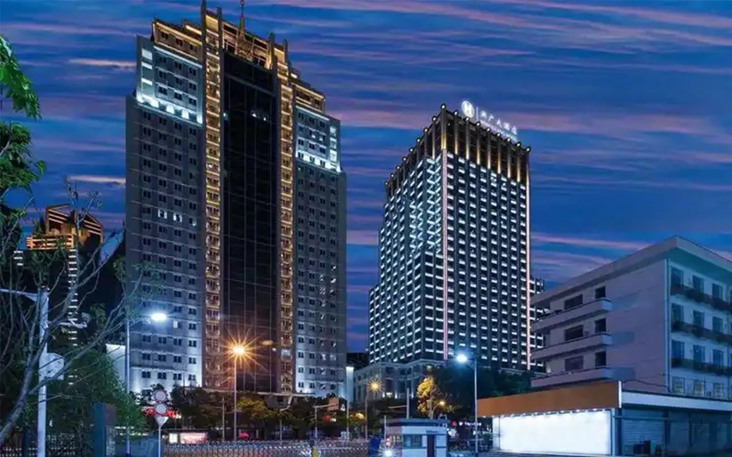 Hongguang Hotel exterior