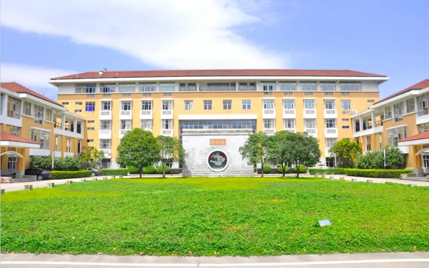 Minjiang University campus project