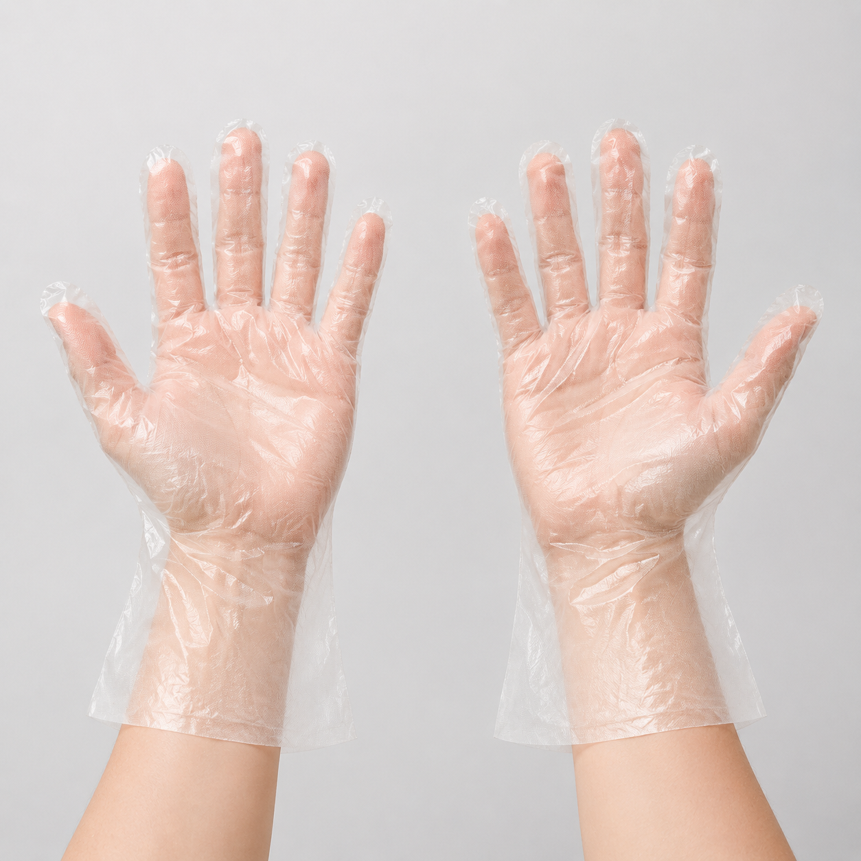 Disposable CPE Gloves shown in a second real-use workflow