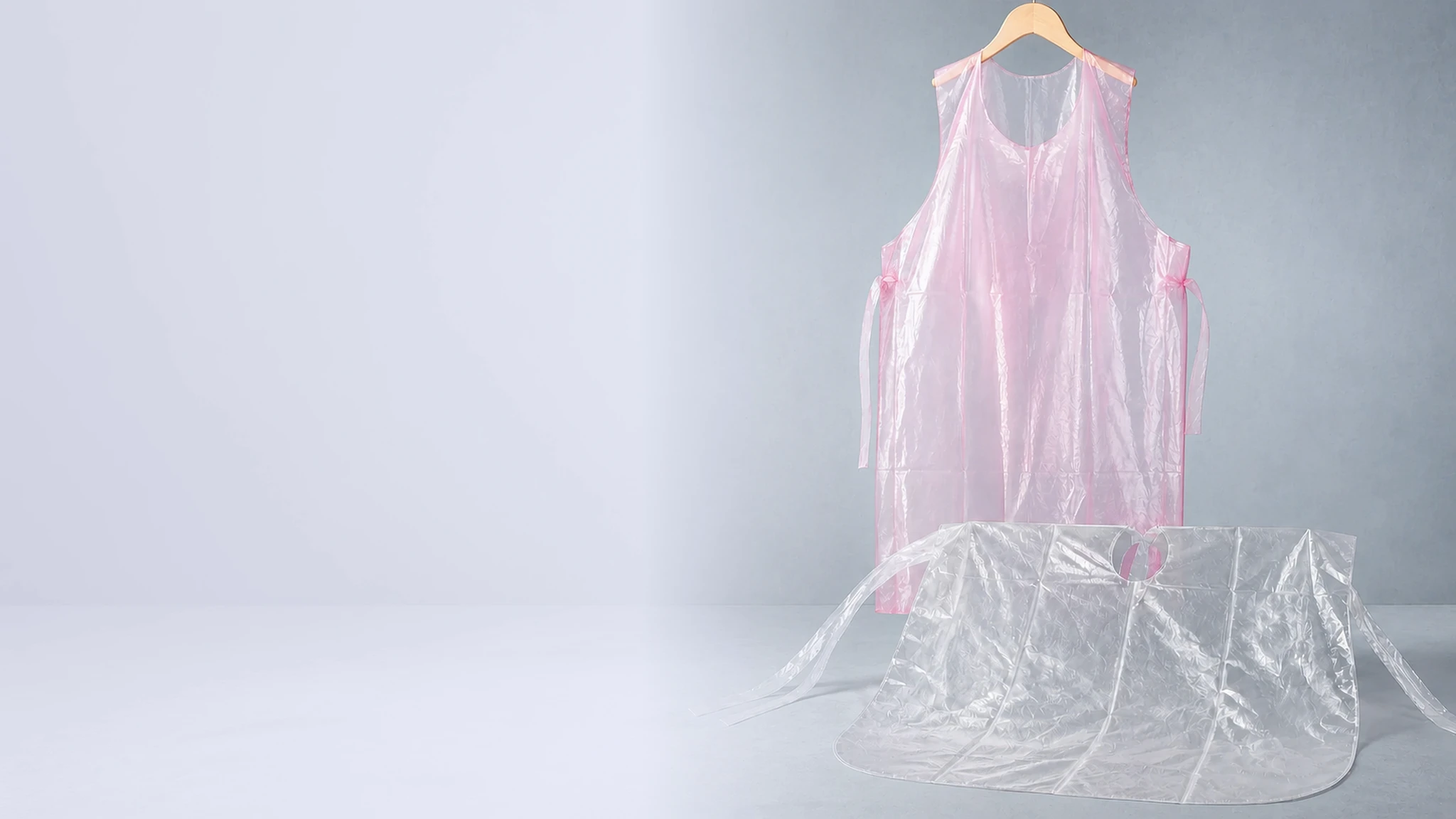 Disposable Apron and Cape Manufacturer for B2B Programs