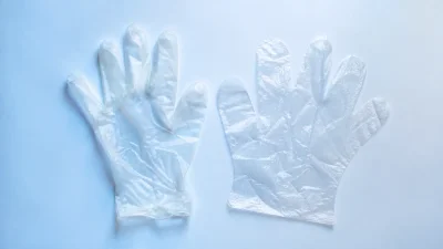 tpe vs pe gloves buyer guide cover image