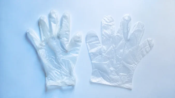tpe vs pe gloves buyer guide cover image