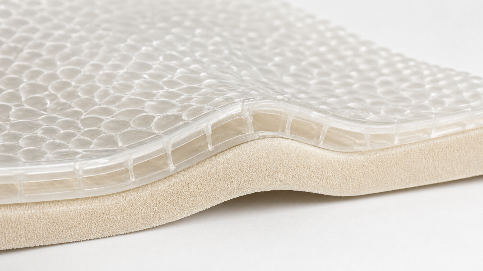 Therapeutic Silicone Saddle Pads for Equine Care Channels: Solving Sensitive-Back Use