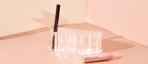 Eye Makeup Display Stand