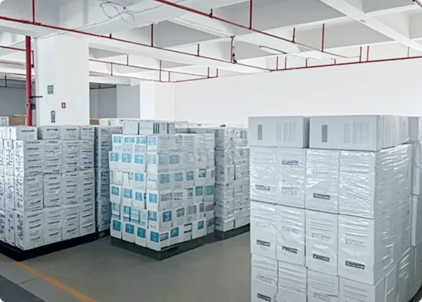 Advanced automated equipment processes products efficiently and accurately, increasing production efficiency.