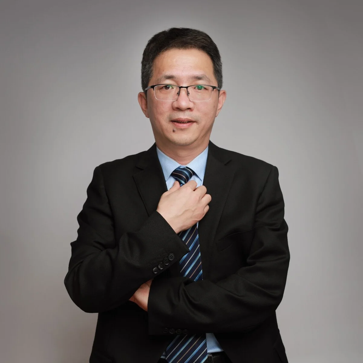 WANG YI