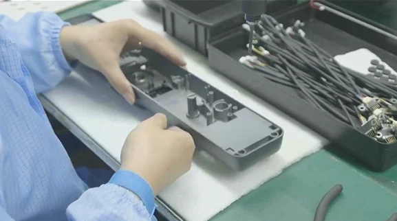 Internal Component Assembly