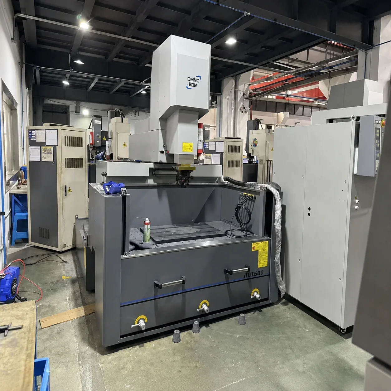 Optical Grade S136 ESR Mirror Polished Injection Tooling for Polycarbonate Lenses at Axiom Molds