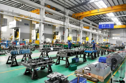 Manufacturing equipment area