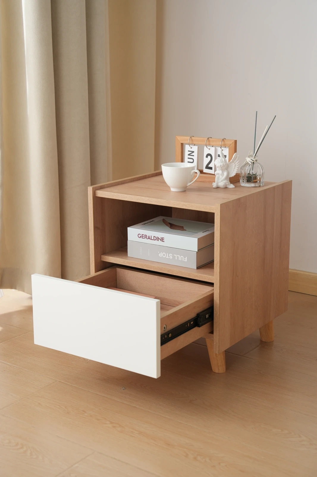 Modern Nordic Solid Wood Nightstand C3001