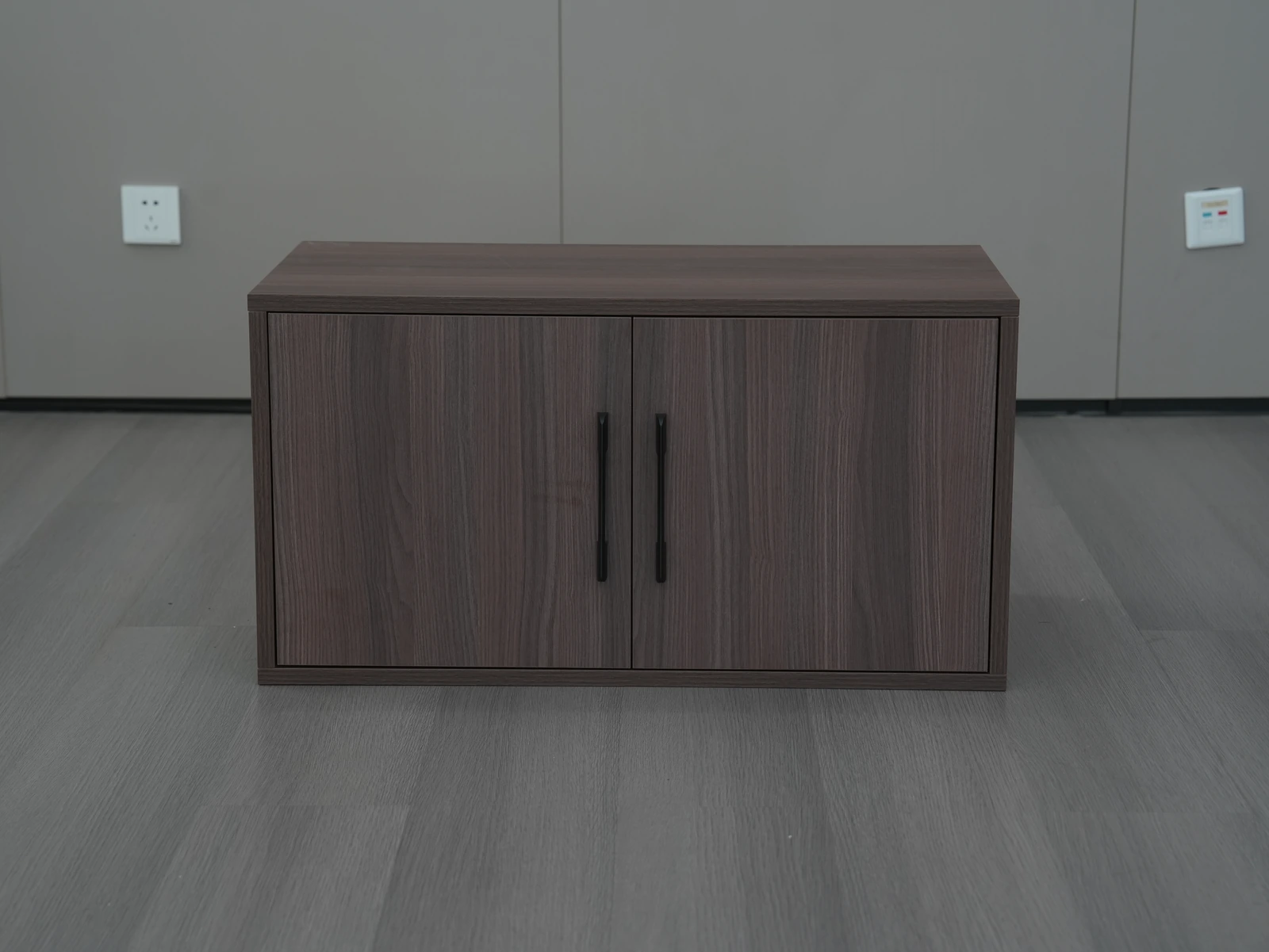 Dark Walnut Double Door TV Stand F6002 detail 10