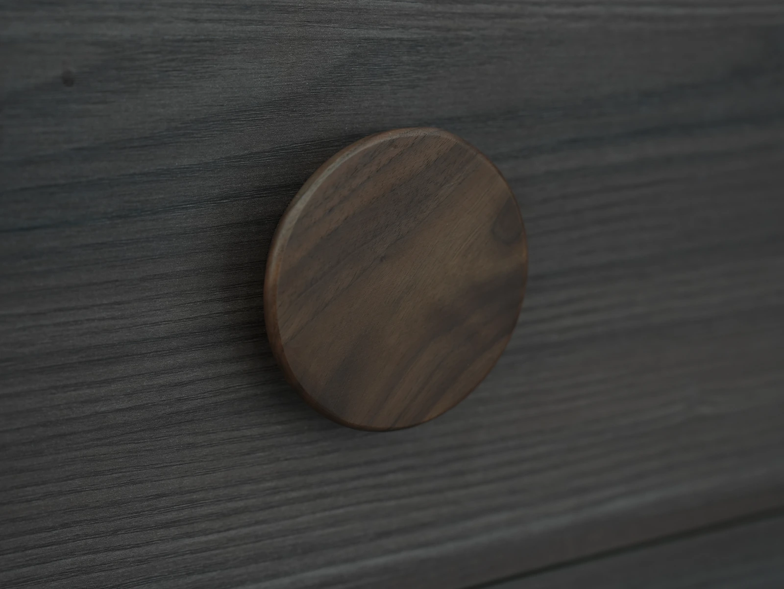 Mid-Century Four-Drawer Storage Cabinet E5005 detail 2