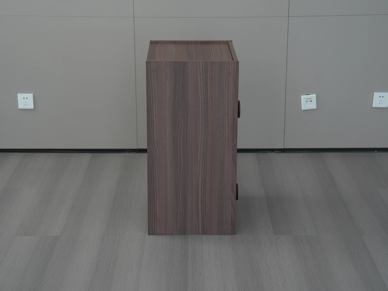 Mid-Century Four-Drawer Storage Cabinet E5005 detail 8