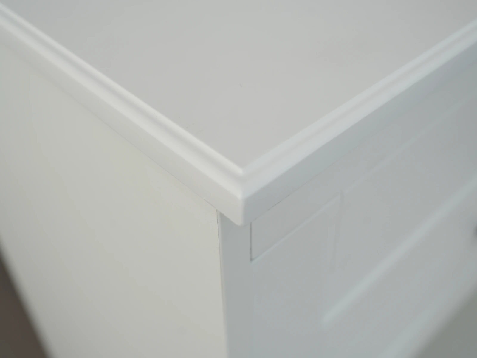 Modern Four-Drawer Storage Chest E5004 - Dimensions Diagram