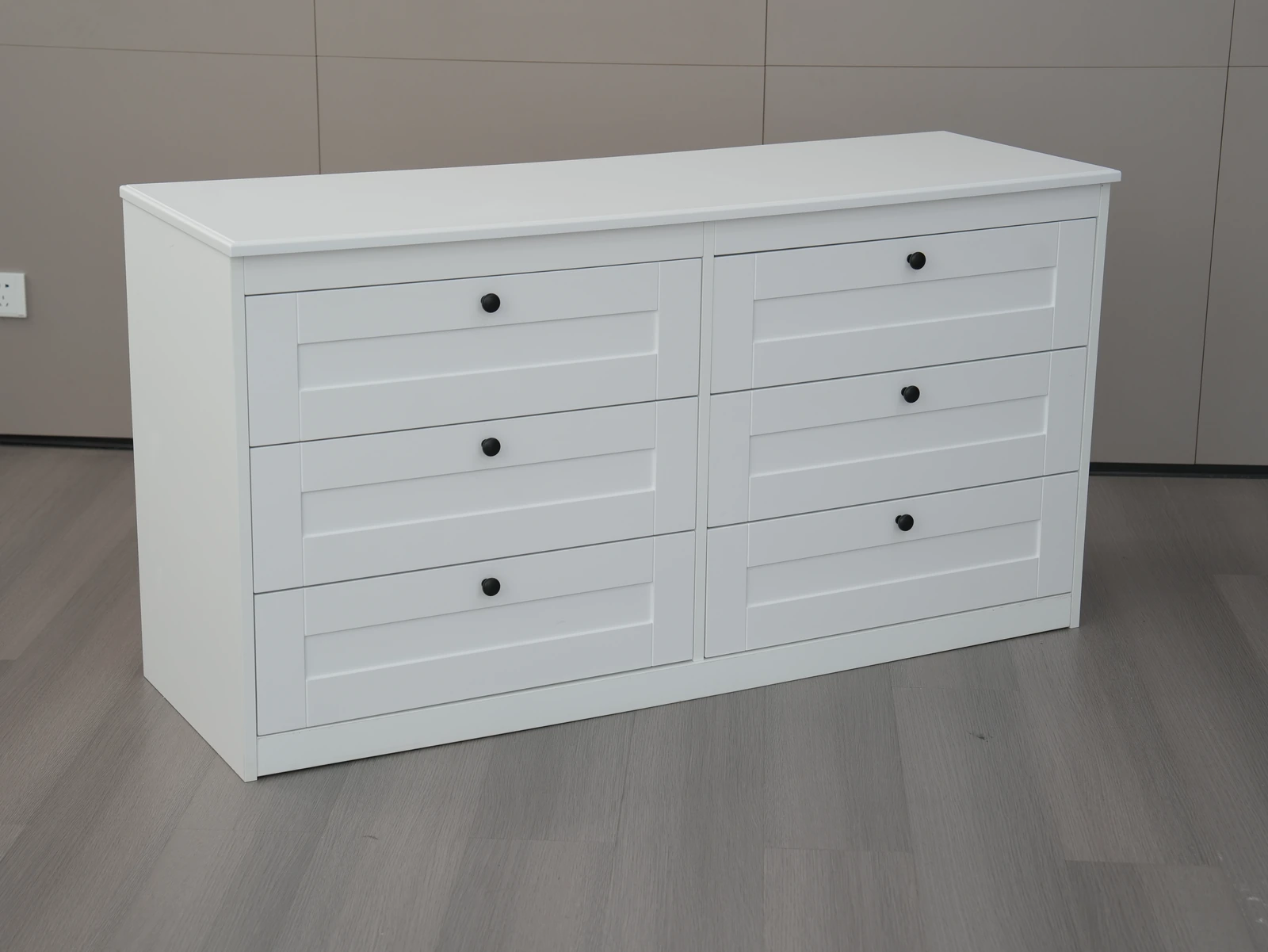 White Six-Drawer Cabinet E5002 - Front View