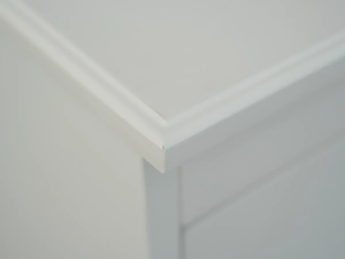 Minimalist White 3-Drawer Storage Dresser E5006 detail 2