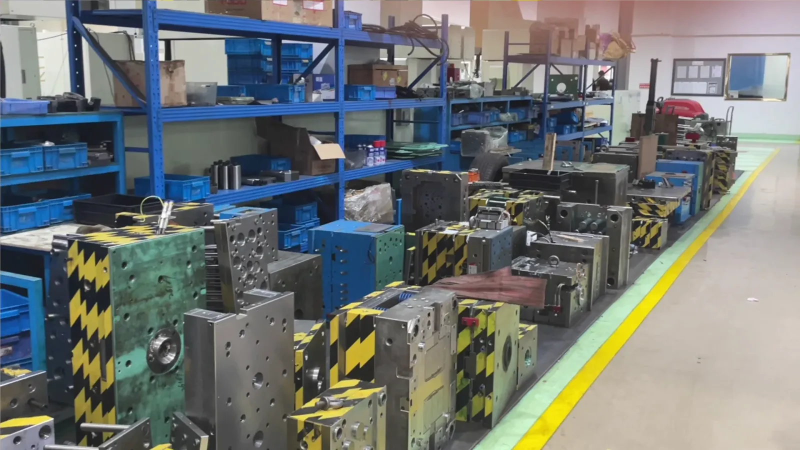 Axiom Molds mold assembly and staging workshop